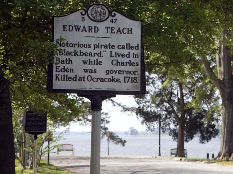 Ocracoke Island: Blackbeards Infamous Pirate Sanctuary