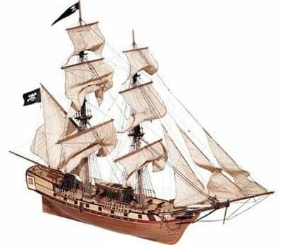 types of sails on pirate ships